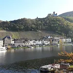 Haus Resi In 펜션 클라이니흐