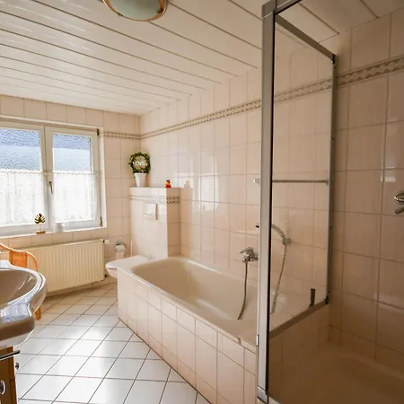 Haus Resi In *